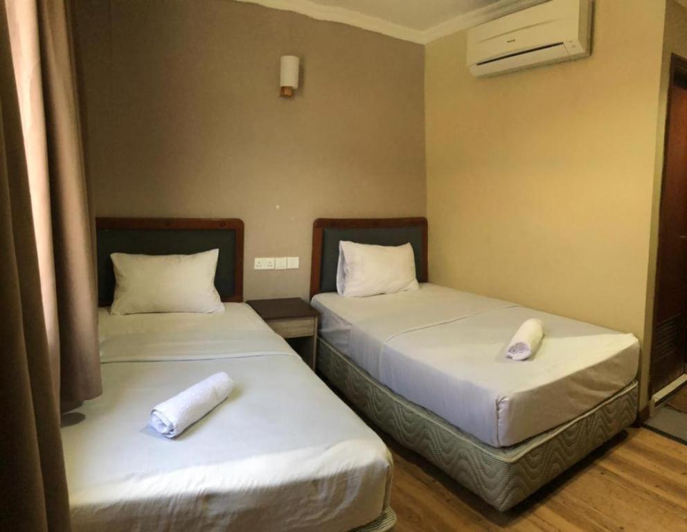 Hotel Perdana Lawas Bagian luar foto