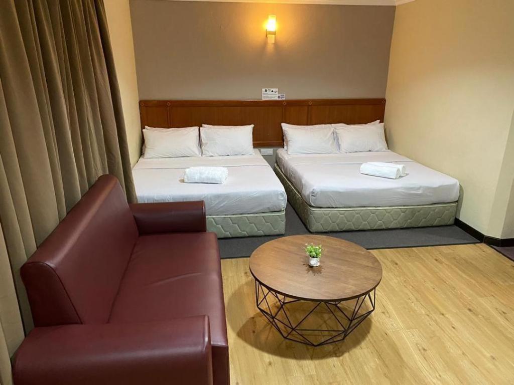 Hotel Perdana Lawas Bagian luar foto