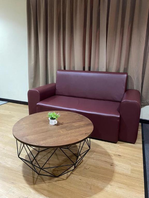 Hotel Perdana Lawas Bagian luar foto