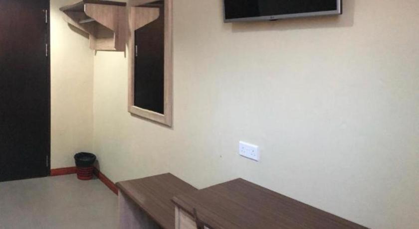 Hotel Perdana Lawas Bagian luar foto